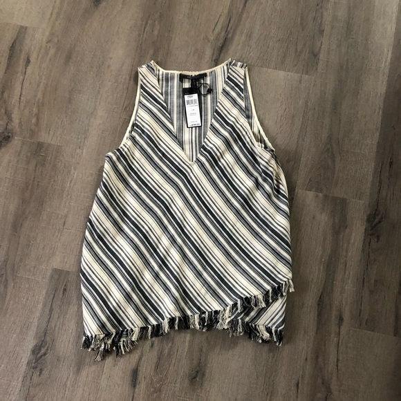 BCBGMaxAzria Tops - NWT BCBGMaxAzria top